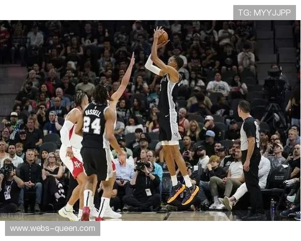 魔术对阵马刺，状元交锋看点十足，班凯罗与文班亚马攻防数据对比